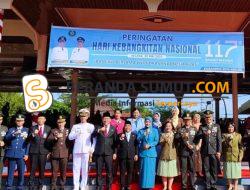 Walikota Sibolga Bertindak Menjadi Inspektur Upacara Harkitnas