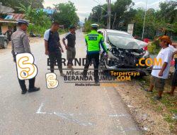 Toyota Rush Tabrak Triton Yang Berhenti Isi Minyak, 17 Orang Mengalami Luka-luka